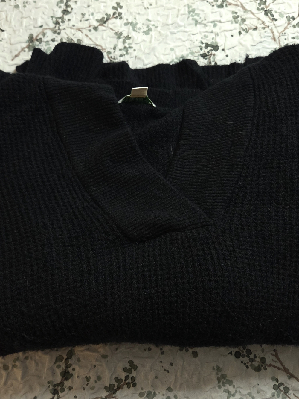 aerie Black V-Neck Waffle Knit Sweater